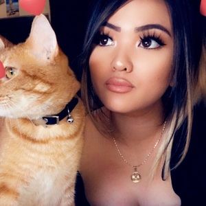 Meet your Posher, Lyn